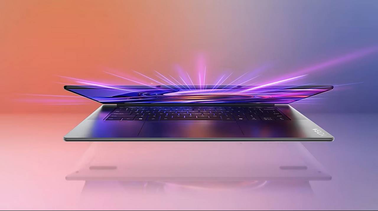 Lenovo Aura Edition Resmi Masuk Indonesia, Laptop Copilot+ PC dengan Intel Core Ultra Series 2 dan AI On-Device Mulai Rp22,9 Juta