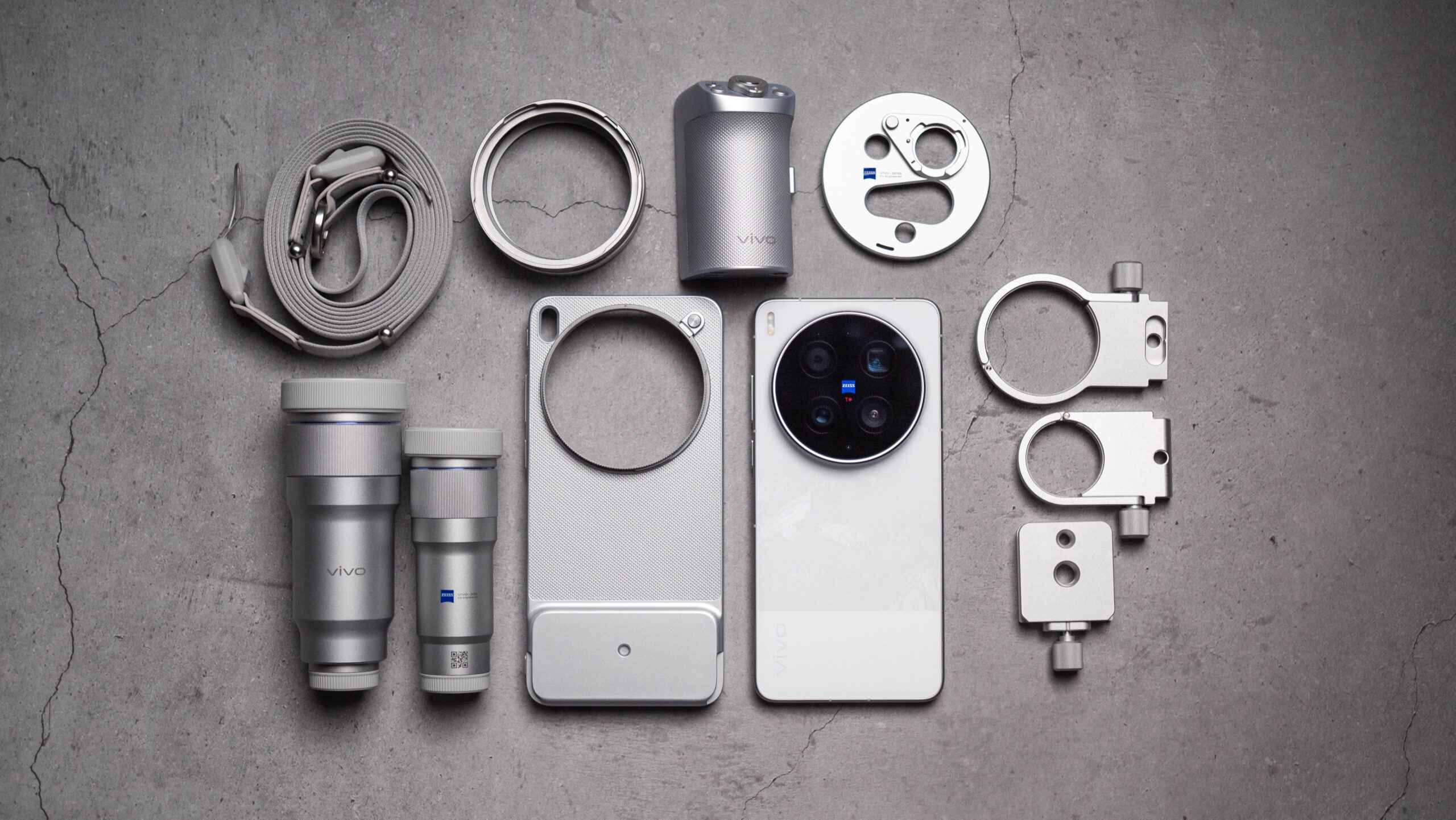 Vivo X300 Ultra Resmi Dirilis, Kamera 200MP Dan Zoom 400mm Naikkan Standar Flagship